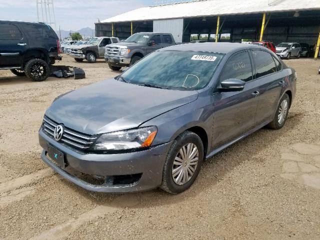 1VWAT7A35EC039067 - 2014 VOLKSWAGEN PASSAT S GRAY photo 2