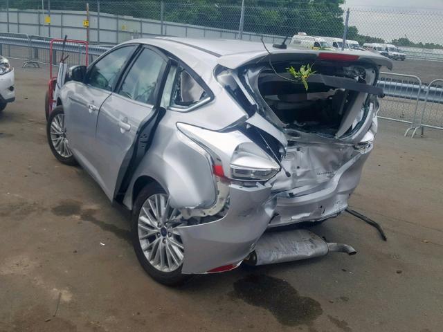 1FADP3N23HL268260 - 2017 FORD FOCUS TITA SILVER photo 3