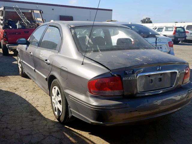 KMHWF25S42A689256 - 2002 HYUNDAI SONATA GL GRAY photo 3