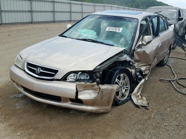 19UUA56601A029177 - 2001 ACURA 3.2TL GOLD photo 2