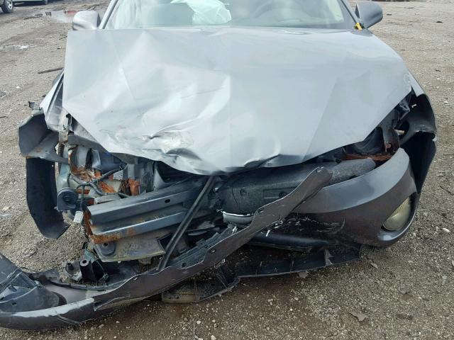 2G2WS542141213731 - 2004 PONTIAC GRAND PRIX GRAY photo 9