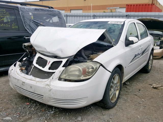 1G2AS55H897268202 - 2009 PONTIAC G5 SE WHITE photo 2