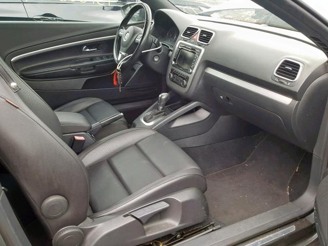 WVWBW7AH0CV001158 - 2012 VOLKSWAGEN EOS KOMFOR GRAY photo 5