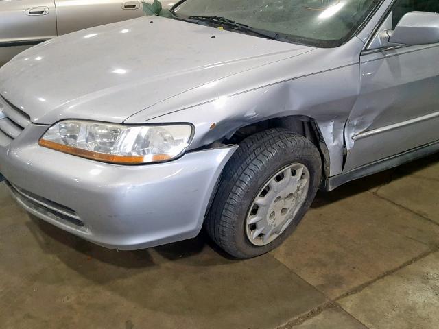 JHMCG66541C003626 - 2001 HONDA ACCORD LX GRAY photo 9