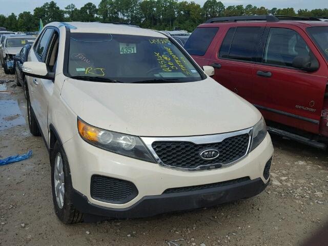 5XYKT3A11BG135641 - 2011 KIA SORENTO BA CREAM photo 1