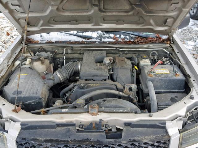 1GCDT136148196018 - 2004 CHEVROLET COLORADO SILVER photo 7