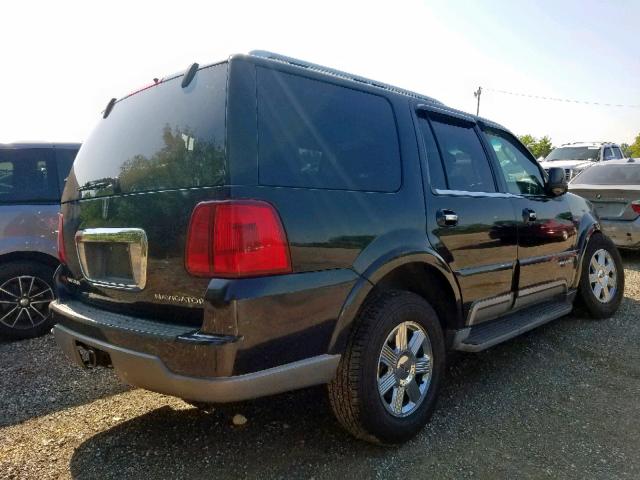 5LMFU28R03LJ38078 - 2003 LINCOLN NAVIGATOR შავი ფოტო 4