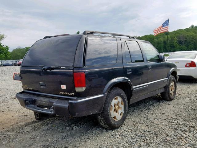 1GNDT13W0X2165941 - 1999 CHEVROLET BLAZER BLACK photo 4