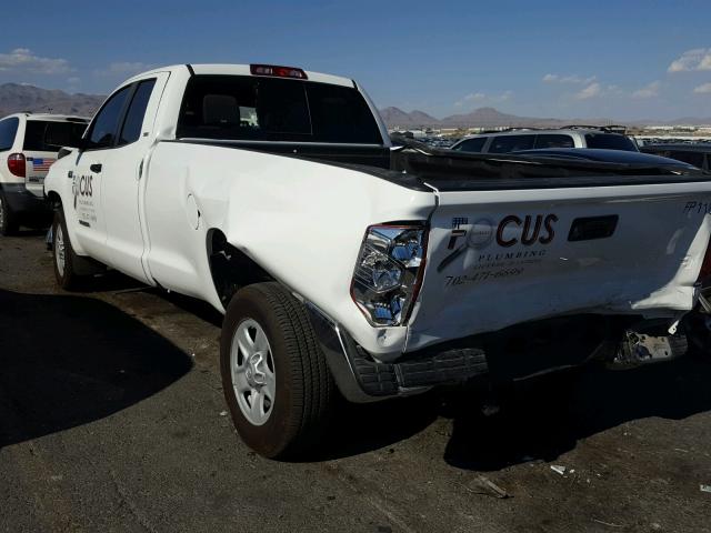 5TFTY5F14JX010090 - 2018 TOYOTA TUNDRA DOU WHITE photo 3