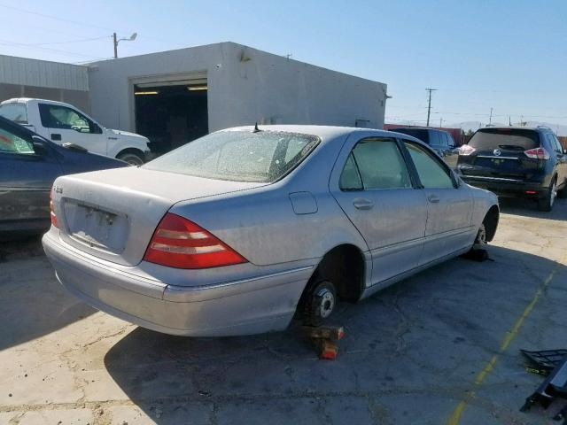 WDBNG75J9YA031733 - 2000 MERCEDES-BENZ S 500 BLUE photo 4