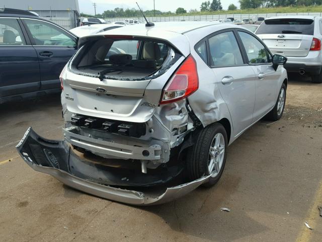 3FADP4EJ3JM109949 - 2018 FORD FIESTA SE SILVER photo 4