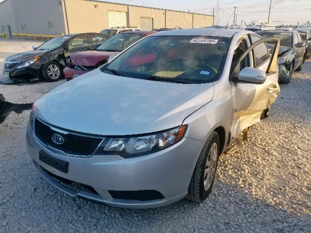 KNAFU4A21A5267977 - 2010 KIA FORTE EX SILVER photo 2