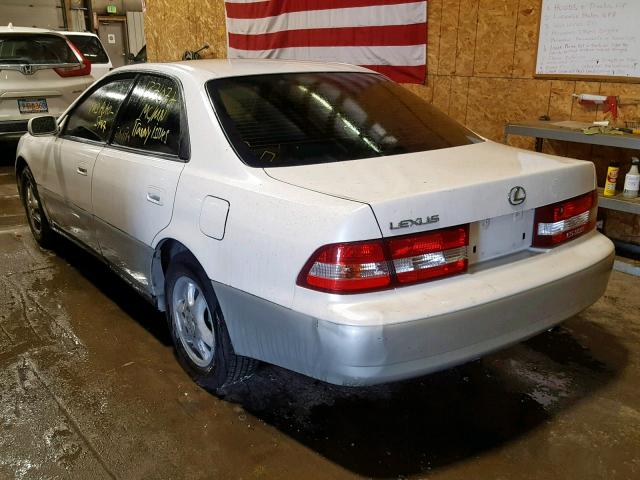 JT8BF28G3Y0248452 - 2000 LEXUS ES 300 WHITE photo 3