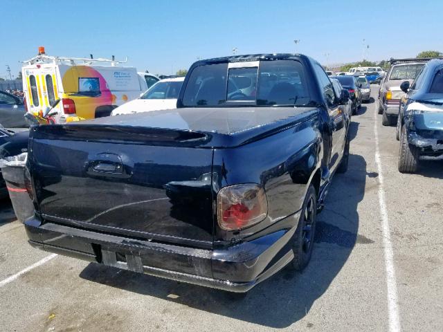 2FTZF07342CA37716 - 2002 FORD F150 SVT L BLACK photo 4