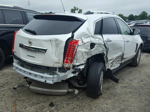 3GYFNBE33GS582411 - 2016 CADILLAC SRX LUXURY WHITE photo 4