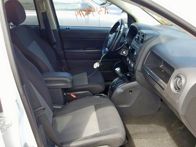 1J4NF1FB4BD277873 - 2011 JEEP COMPASS SP თეთრი ფოტო 5