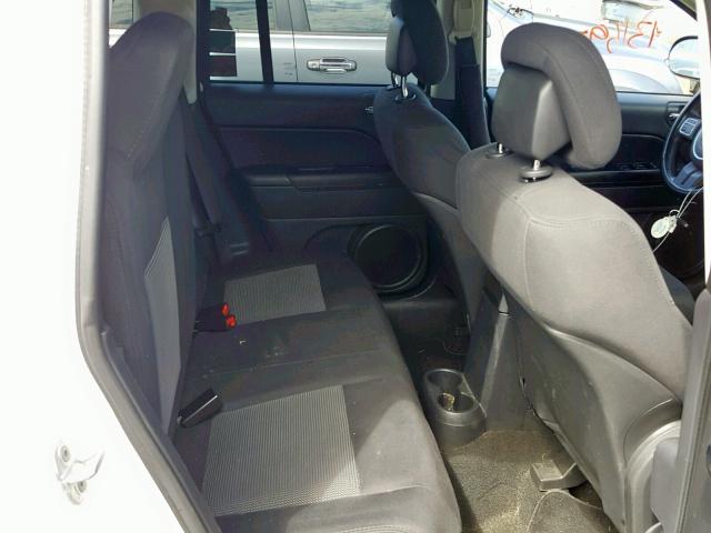 1J4NF1FB4BD277873 - 2011 JEEP COMPASS SP თეთრი ფოტო 6