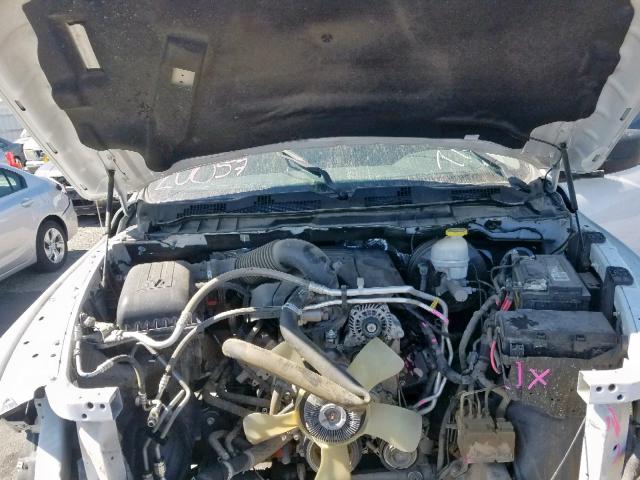 3C6RR6KT6HG628814 - 2017 RAM 1500 ST WHITE photo 7