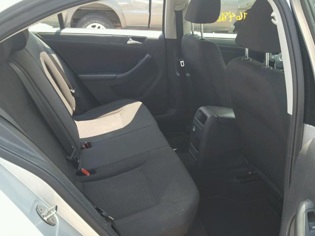 3VW2K7AJXFM249914 - 2015 VOLKSWAGEN JETTA BASE SILVER photo 6