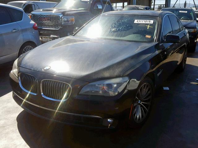 WBAKA8C51BCY37365 - 2011 BMW 750I BLACK photo 2