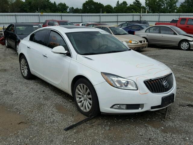 2G4GT5GV8C9157608 - 2012 BUICK REGAL PREM WHITE photo 1