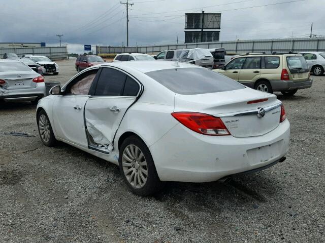 2G4GT5GV8C9157608 - 2012 BUICK REGAL PREM WHITE photo 3