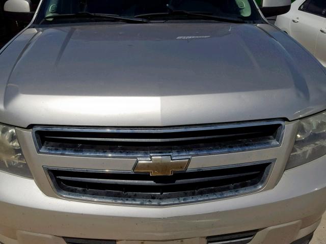 1GNFC13519R113454 - 2009 CHEVROLET TAHOE HYBR SILVER photo 9