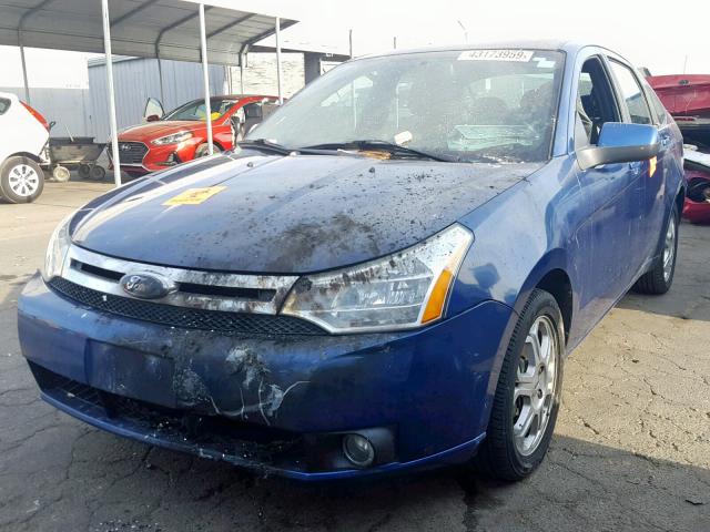 1FAHP36NX9W262580 - 2009 FORD FOCUS SES BLUE photo 2