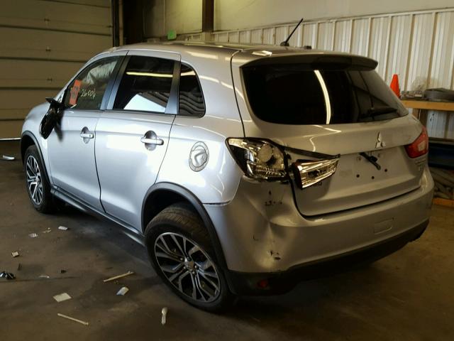 JA4AR3AW1GZ044085 - 2016 MITSUBISHI OUTLANDER SILVER photo 3