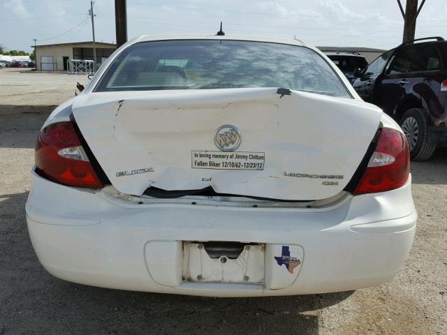 2G4WC582961221075 - 2006 BUICK LACROSSE C WHITE photo 9