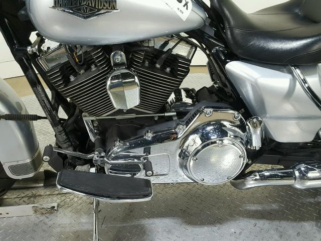 1HD1FBM17EB652156 - 2014 HARLEY-DAVIDSON FLHR ROAD SILVER photo 12