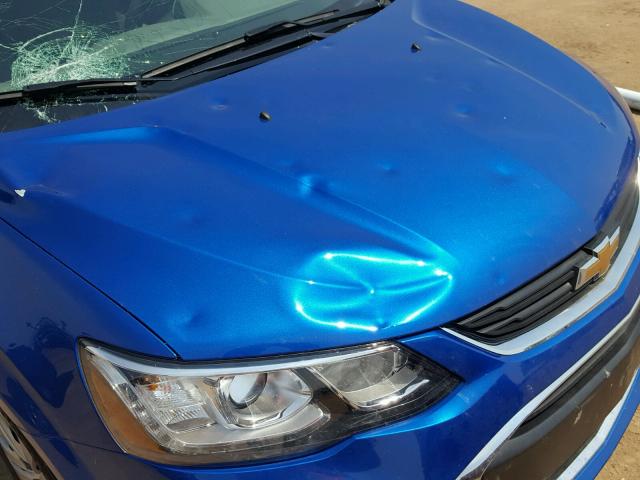 1G1JB5SH7H4137075 - 2017 CHEVROLET SONIC LS BLUE photo 9
