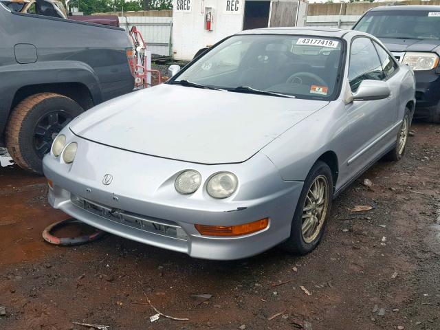 JH4DC4452YS010842 - 2000 ACURA INTEGRA LS SILVER photo 2