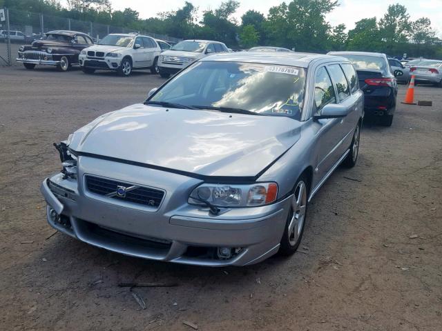 YV1SJ527562543073 - 2006 VOLVO V70 R SILVER photo 2