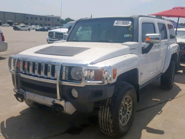 5GTEN13L888138555 - 2008 HUMMER H3 ALPHA WHITE photo 2