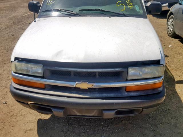 1GCCS145028207012 - 2002 CHEVROLET S TRUCK S1 WHITE photo 10