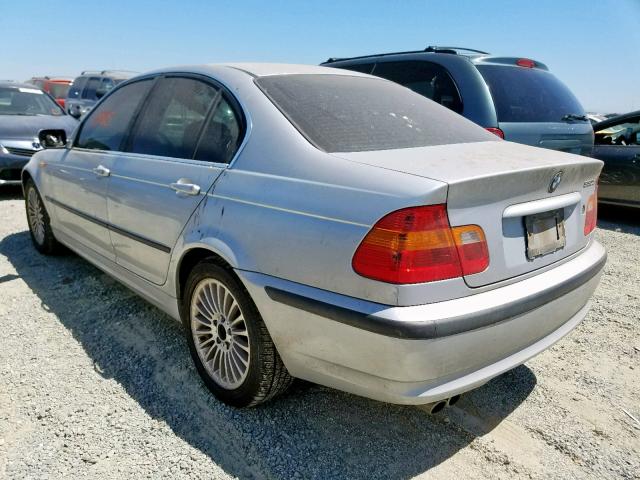 WBAEW53432PG16785 - 2002 BMW 330 XI SILVER photo 3