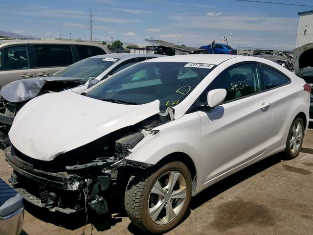 KMHDH6AE8DU008672 - 2013 HYUNDAI ELANTRA CO WHITE photo 2