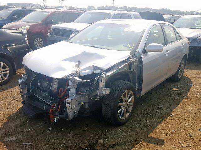 4T1BB3EK2BU142887 - 2011 TOYOTA CAMRY HYBR SILVER photo 2