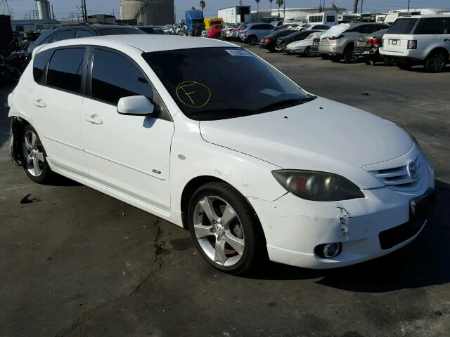 JM1BK143651274043 - 2005 MAZDA 3 HATCHBAC WHITE photo 1