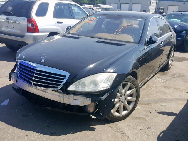 WDDNG71X97A047768 - 2007 MERCEDES-BENZ S 550 BLACK photo 2