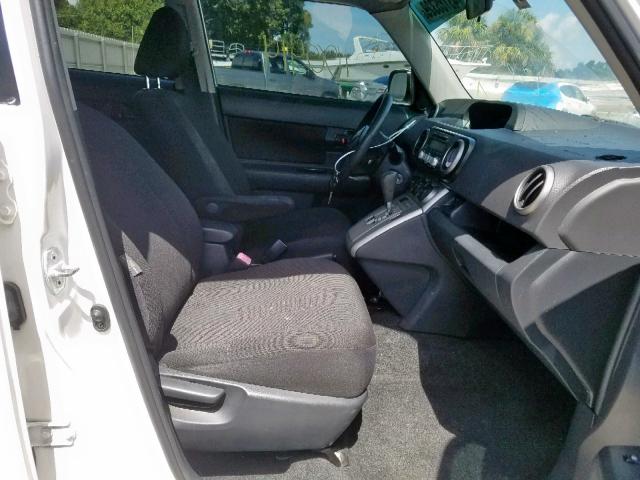 JTLKE50E591068955 - 2009 TOYOTA SCION XB 白色 照片 5