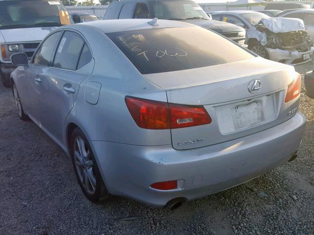 JTHBK262372027732 - 2007 LEXUS IS 250 SILVER photo 3