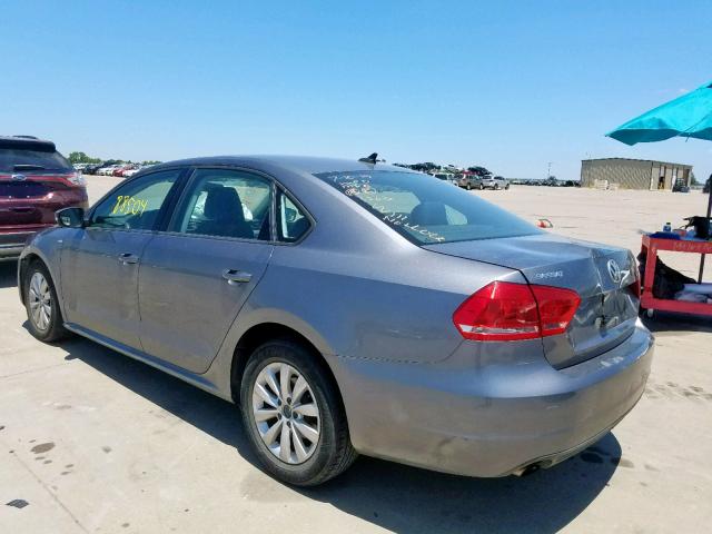 1VWAT7A31FC032425 - 2015 VOLKSWAGEN PASSAT S SILVER photo 3