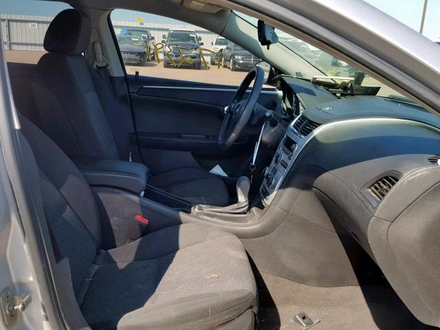 1G1ZH57B89F180447 - 2009 CHEVROLET MALIBU 1LT SILVER photo 5