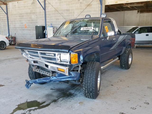 JT4RN64P6J0016465 - 1988 TOYOTA PICKUP RN6 BLUE photo 2