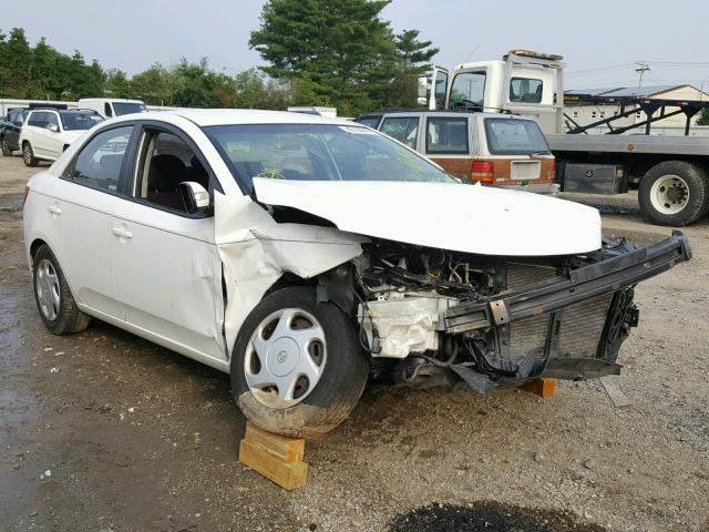 KNAFU4A21A5843275 - 2010 KIA FORTE EX WHITE photo 1