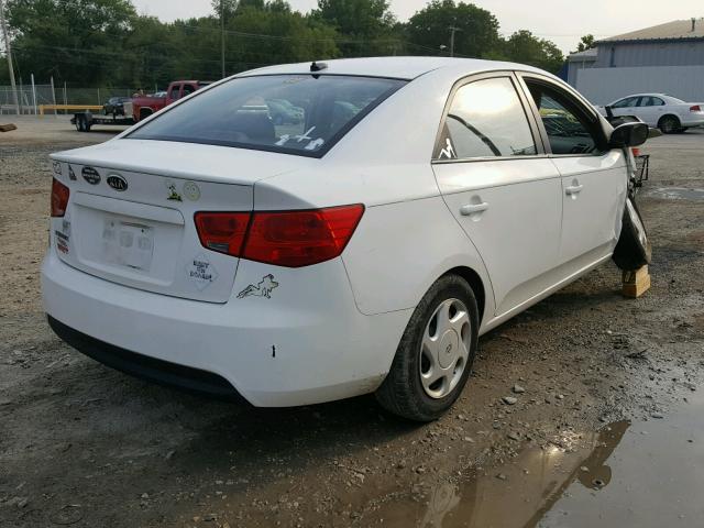 KNAFU4A21A5843275 - 2010 KIA FORTE EX WHITE photo 4