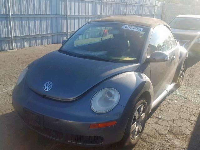 3VWPF31Y26M304629 - 2006 VOLKSWAGEN NEW BEETLE 灰色 照片 2