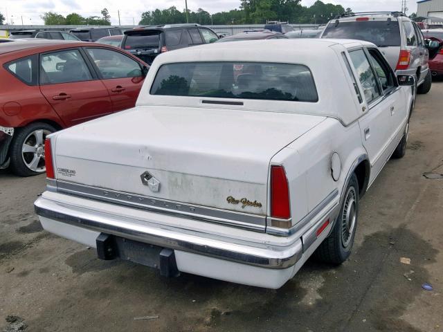 1C3XY66R7MD212252 - 1991 CHRYSLER NEW YORKER WHITE photo 4